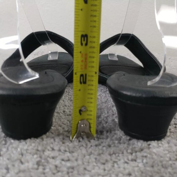 Born Sandals Womens Size 9 Shoes Slip On Black Soft Leather Wedge Open Toe - Picture 4 of 8